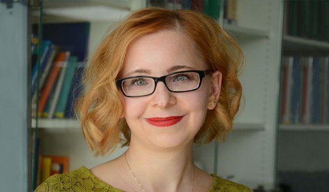 Dr. Julia Geissler is a research assistant