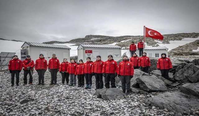 The 10th National Antarctic Expedition is complete!
