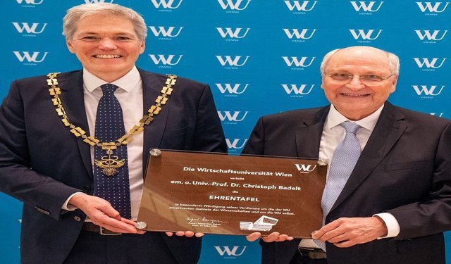 WU honorary plaque for former rector Prof. Dr. Christoph Badelt