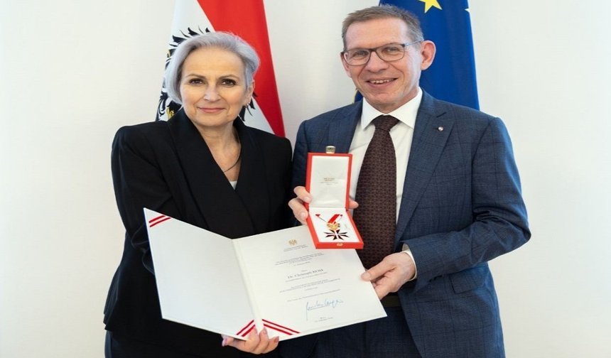 the Golden Decoration of Honour for Dr. Koss