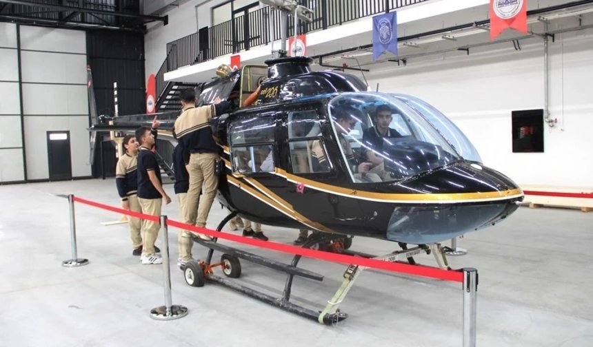 TUSAS donates a helicopter to a vocational school!