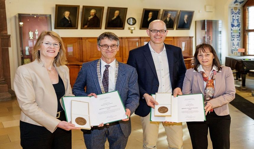 19 new members admitted to the SAW-Photo Album