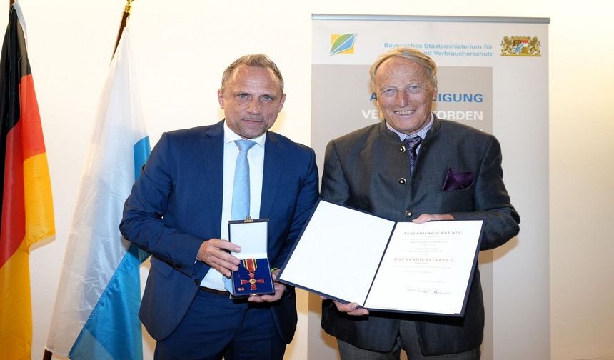 Award for a Pioneer of Climate and Environmental Protection
