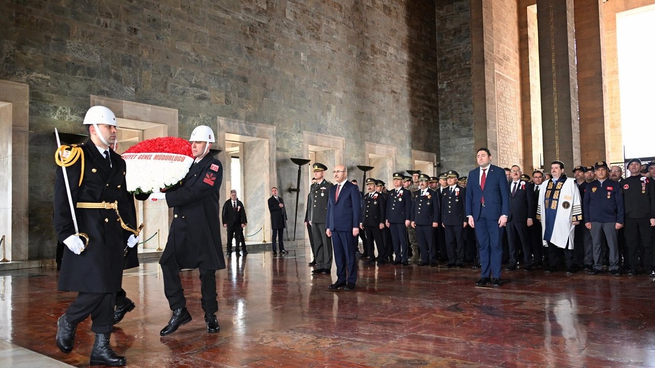 Police General Director, visited Atatürk's Mausoleum