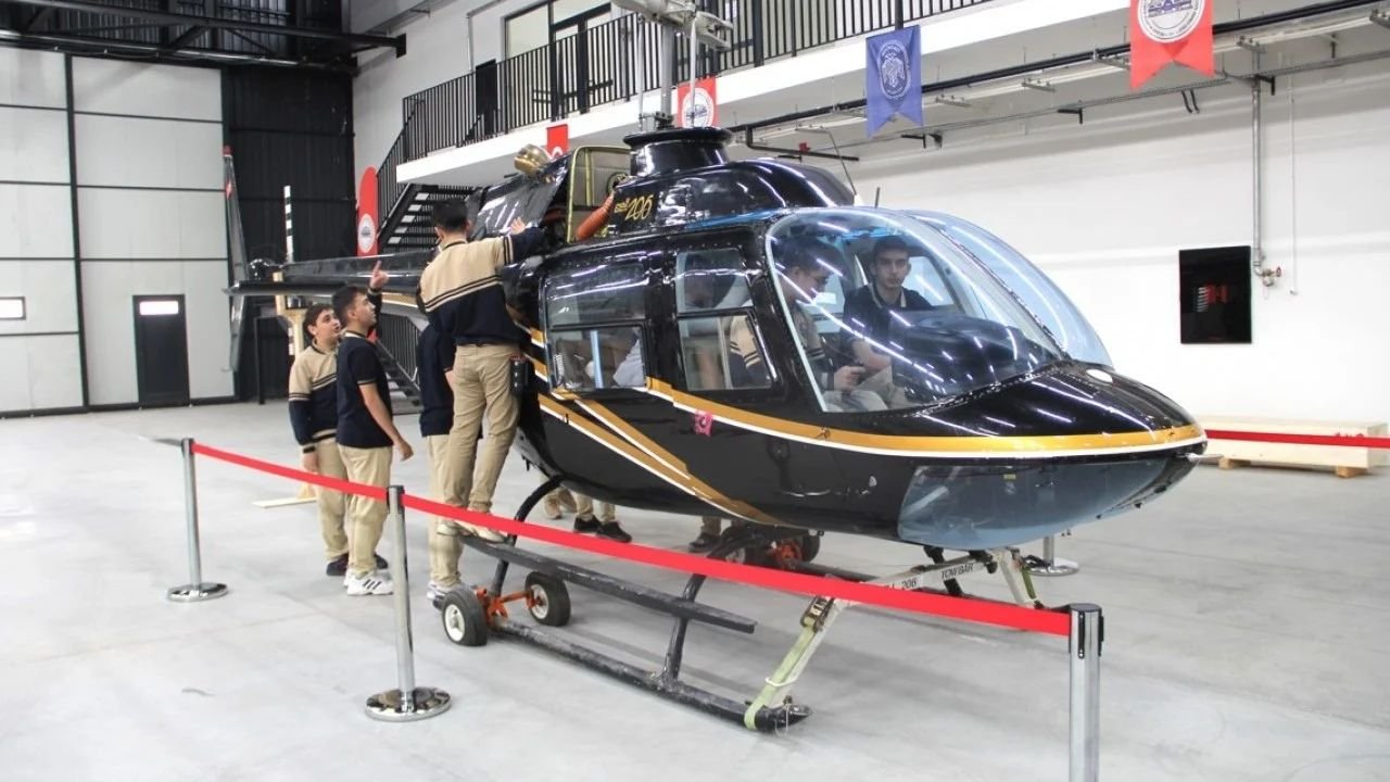 TUSAS donates a helicopter to a vocational school!