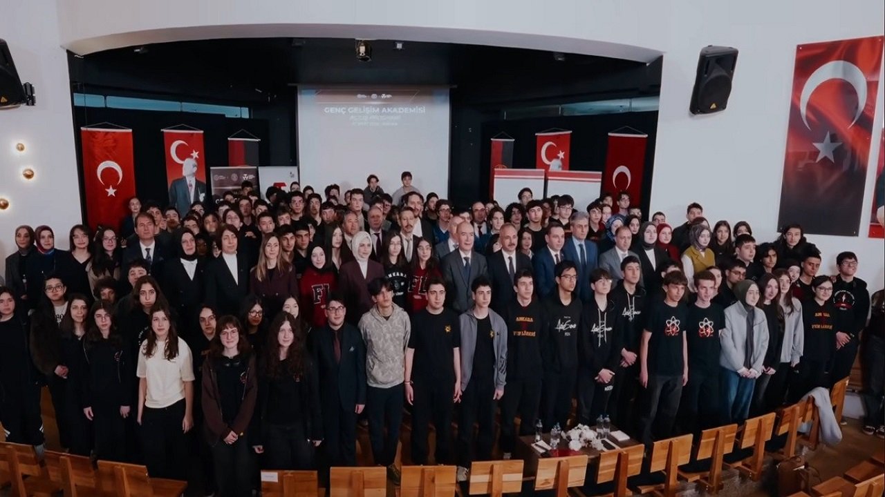 The opening ceremony took place with 120 students!