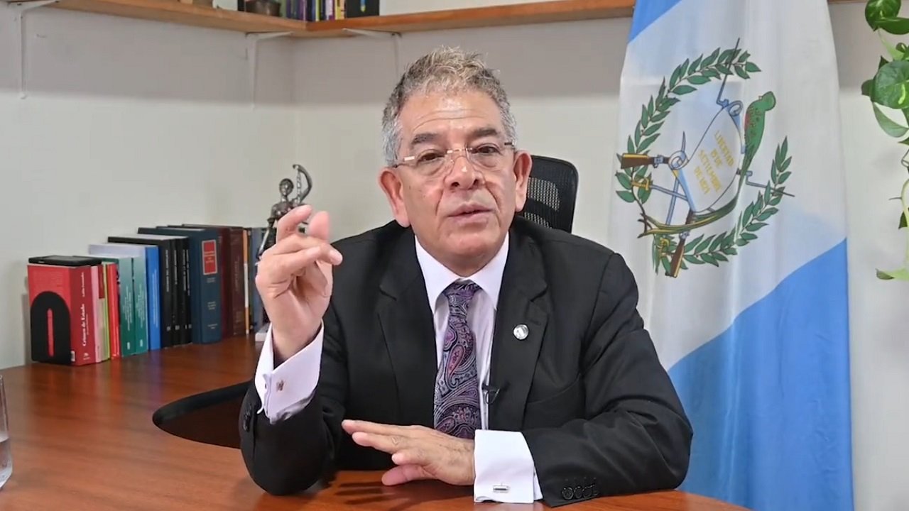 Human Rights Award goes to Miguel Ángel Gálvez