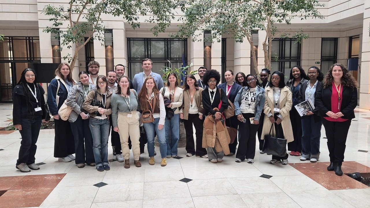 The Foreign Ministry opened its doors!